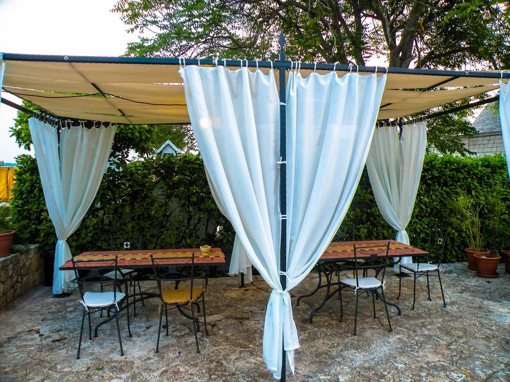 Agriturismo Masseria Calongo Cisternino Dış mekan fotoğraf
